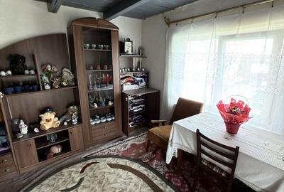 Casă cu 4 camere în Cucorăni - 9