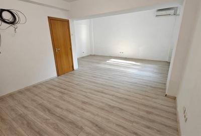 Garsonieră decomandată în Universitate - 3