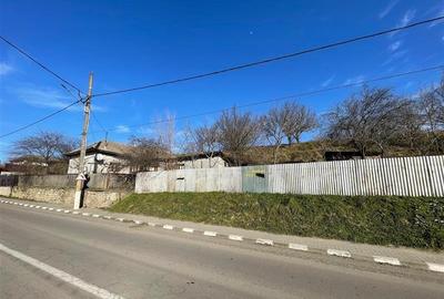 Casă individuală cu 2 camere cu Teren 2900 Mp în Malcoci - 3