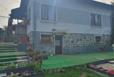 Vand casa in zona exclusivista - 2