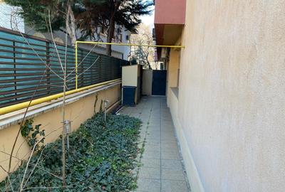 Inchiriere spatiu comercial P+1  230mp curte terasa ideal investitie Aviatorilor - 18