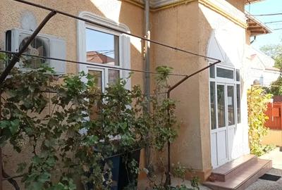 Casă cu 5 camere în Central - 3