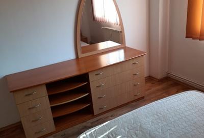 Apartament cu 3 camere decomandat în UTA - 7