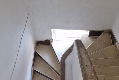 Spațiu comercial, de 1,000 mp, în Gura Ocniței