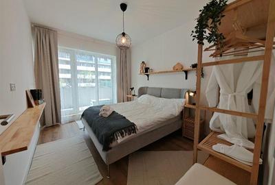 Apartament cu 2 camere decomandat, mobilat în Tractorul - 3
