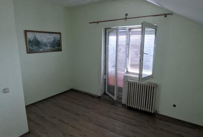 Casa de vânzare, 5 camere, 2 băi, 170 mp - 22
