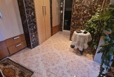Apartament cu 2 camere decomandat în Radu Negru