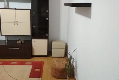 Apartament cu 2 camere decomandat în Titan - 3