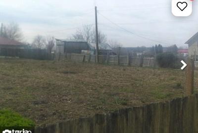 Teren de 580 mp, în Berești - 1