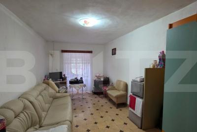Casa de vanzare, cu 4 camere, 80 mp, satul Dorolea - 2