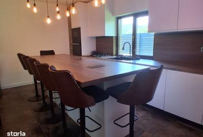 Casă cu 4 camere în Valea Adâncă - 4