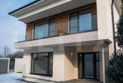 Casă cu 4 camere cu Teren 363 Mp în Central - 12