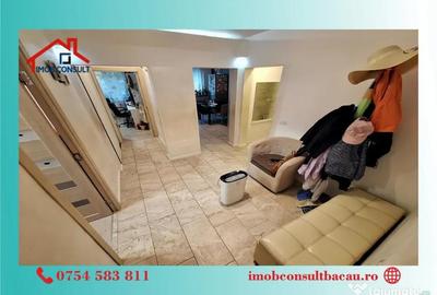 Apartament cu 4 camere decomandat în Cornișa - 9