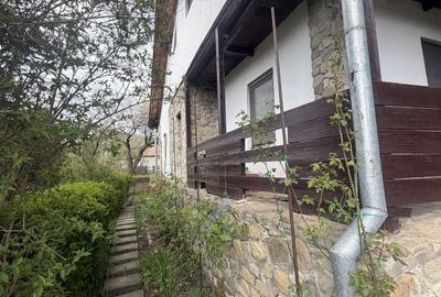 Casă cu 4 camere în Valea Părului - 2