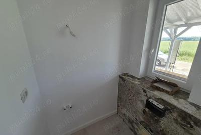 Casă cu 4 camere cu Teren 300 Mp în Central - 5