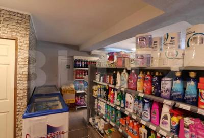 Spațiu comercial, de 163 mp, în Central - 3