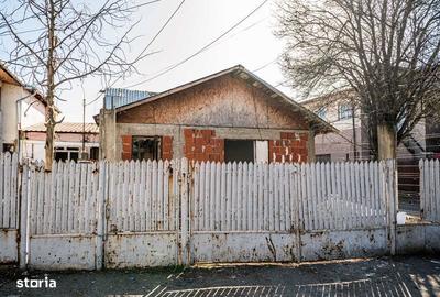 Casă cu 4 camere cu Teren 85 Mp în Blejoi