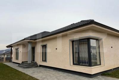 Casă cu 4 camere în Central - 2