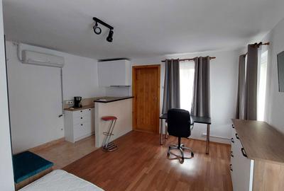 Apartament decomandat în Între Lacuri - 5