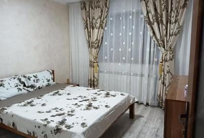 Apartament cu 3 camere decomandat în Piața Centrală - 3