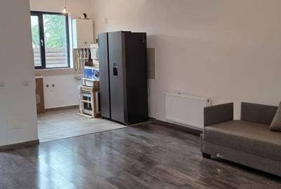 Casă cu 4 camere cu Teren 75 Mp în Central - 3