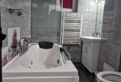 Apartament cu 2 camere decomandat în Central - 1