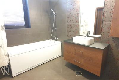 Apartament cu 3 camere decomandat, mobilat în Central - 10