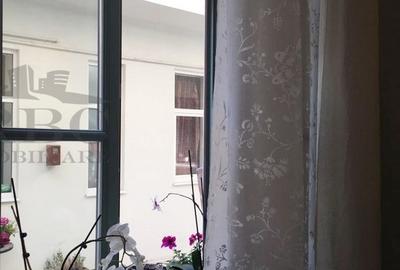 Apartament 2 camere ultracentral zona UMF - 19