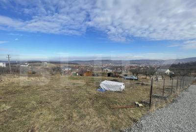 Teren de 1211 mp, în Central - 1