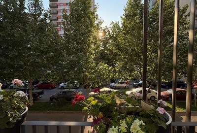 Apartament în Triama Residence,parcare inclusă,mobilat complet,lângă metrou - 11