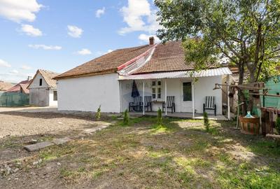 Casă renovată recent, zona centrală Pecica - 6