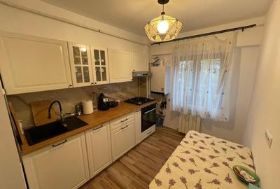 Inchiriere Apartament Ultra-Central Semi-Lux 2 camere + garaj - 1