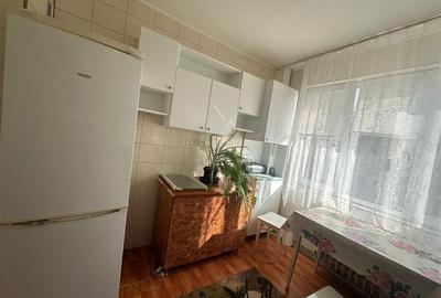 Apartament cu 3 camere decomandat în Tătărași - 12