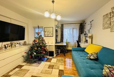 Apartament superb 2 camere zona Uverturii-Lujerului 3/4 an 1990 zona linistita - 1