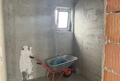 Casă cu 3 camere cu Canalizare în Joița - 4