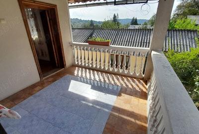 Casă cu 6 camere în Bezdead - 10