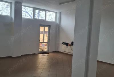 Spațiu comercial, de 80 mp, în Central - 2