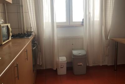 Apartament cu 3 camere semidecomandat, mobilat în Ștefan cel Mare - 2