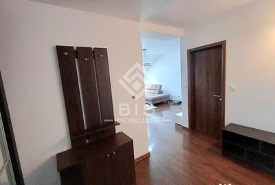 Apartament cu 3 camere semidecomandat în Central