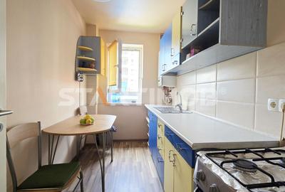 Apartament cu 2 camere decomandat, mobilat în Tractorul - 2