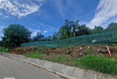 Spațiu comercial, în Gura Văii - 2