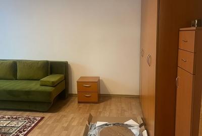 Apartament cu 2 camere semidecomandat în Sebastian