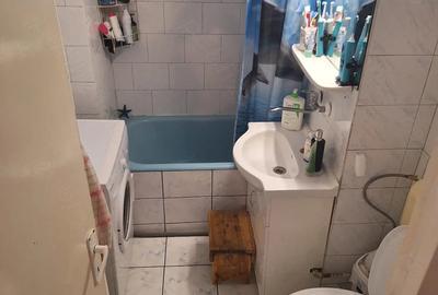 Apartament cu 2 camere decomandat în Tudor