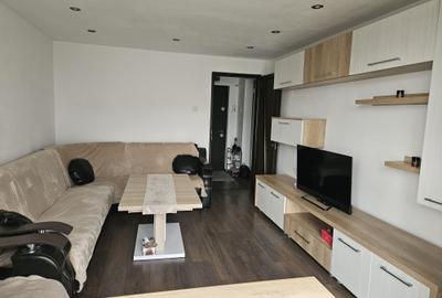 Apartament cu 2 camere decomandat în Băceni