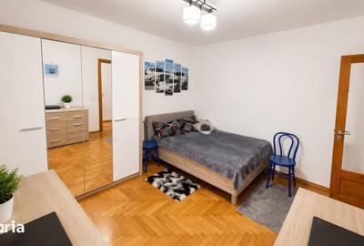Casă cu 8 camere cu Teren 500 Mp în Câmpineanca - 14