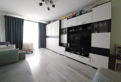 Apartament cu 2 camere decomandat în Astra