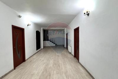 Vila de vanzare in zona peninsulara Constanta - 16