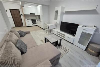 Apartament cu 2 camere decomandat, mobilat în Central