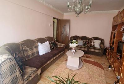 Apartament cu 4 camere decomandat în Central - 4