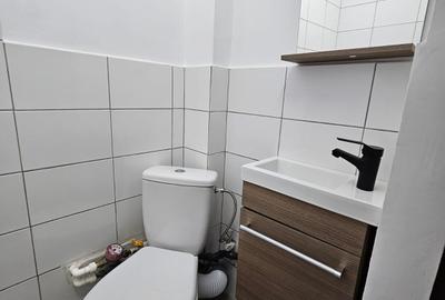 Garsonieră în CET - 10